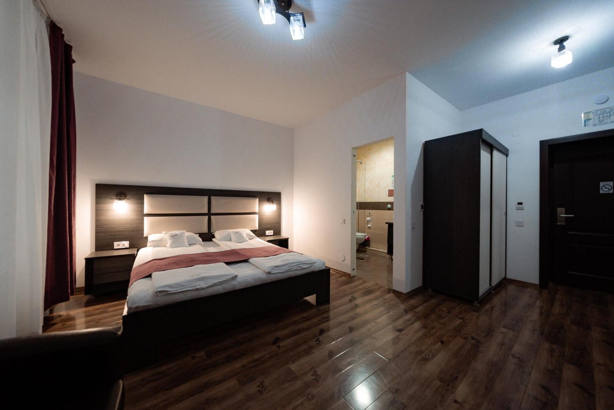 Отель Quantum House Ватра-Дорней Экстерьер фото