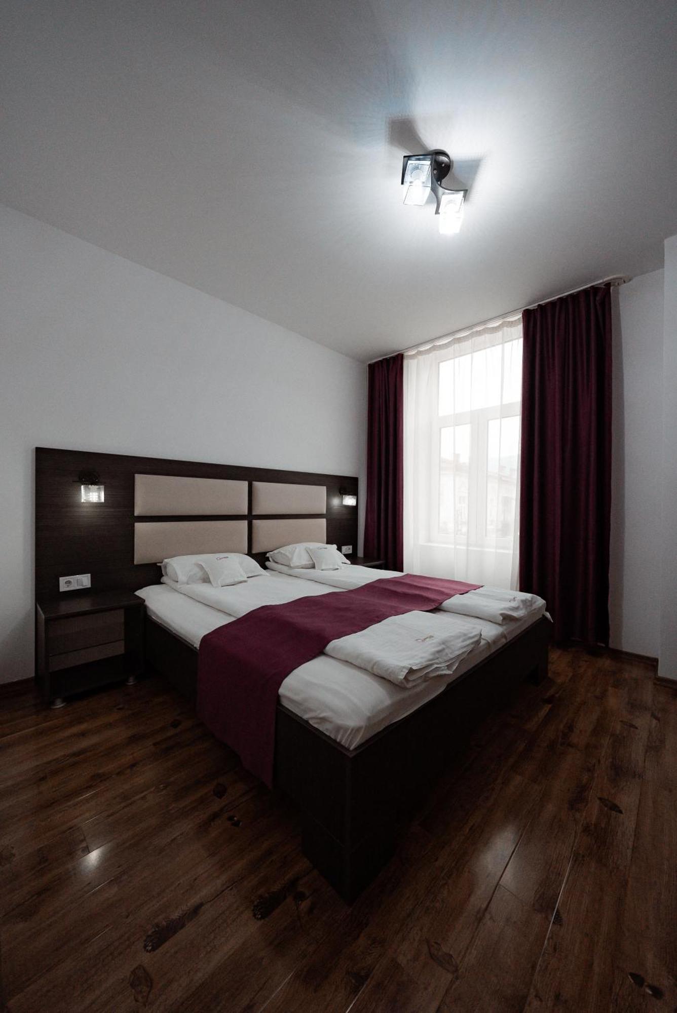 Отель Quantum House Ватра-Дорней Экстерьер фото