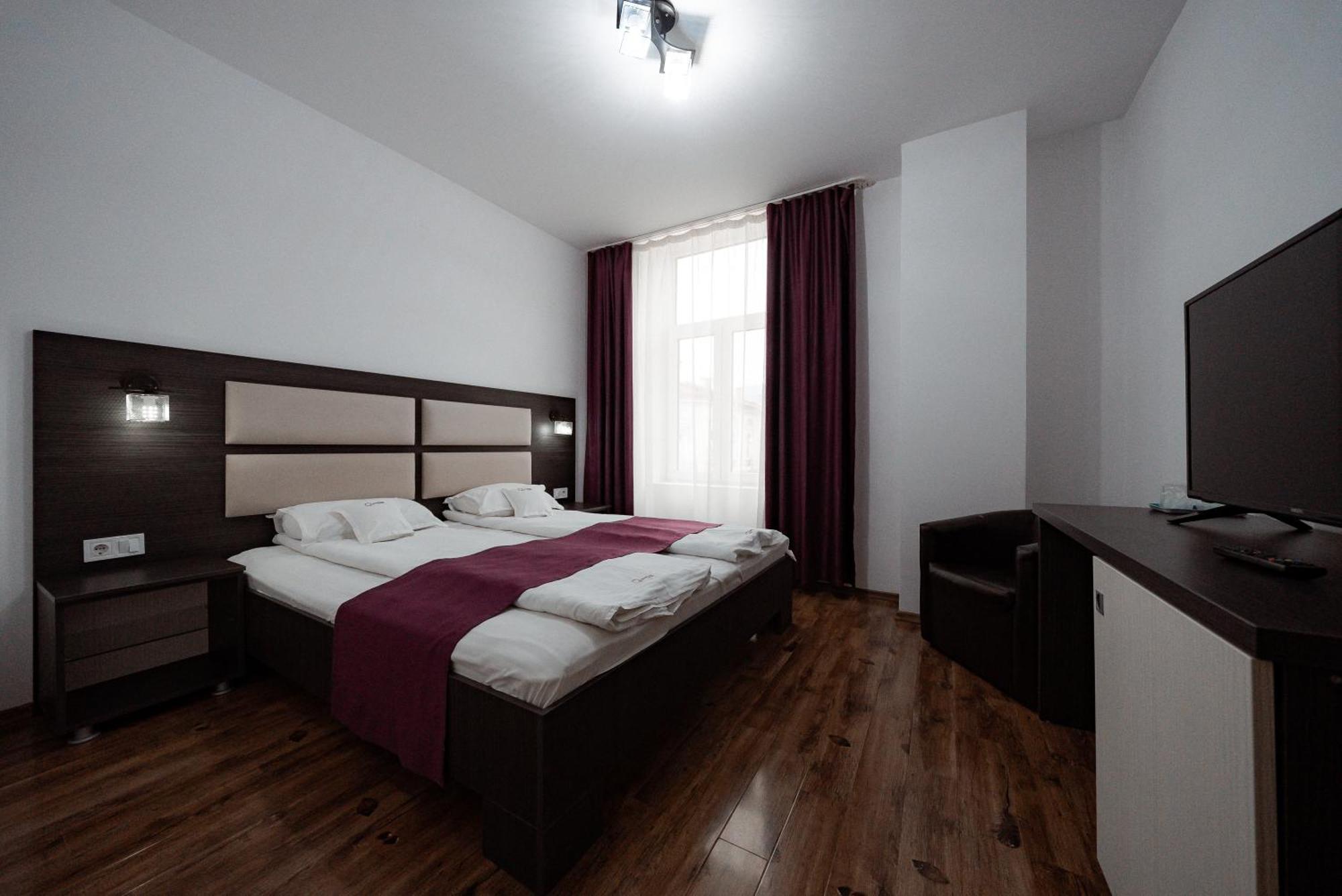 Отель Quantum House Ватра-Дорней Экстерьер фото